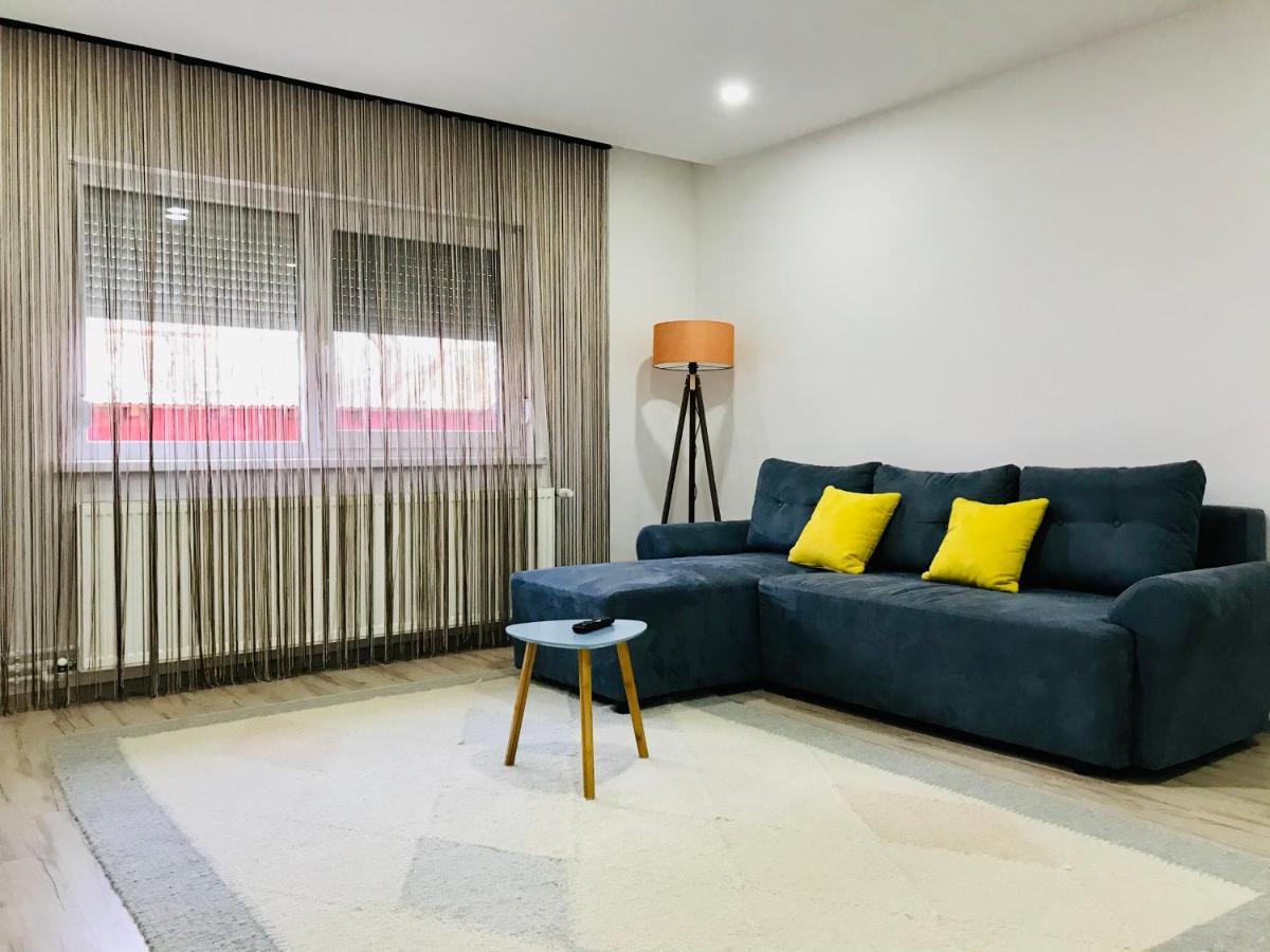 Comfy Apartment - Free Private Parking,Ac,Wi-Fi Carei Eksteriør bilde